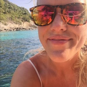 Meet your Posher, Ingvikd